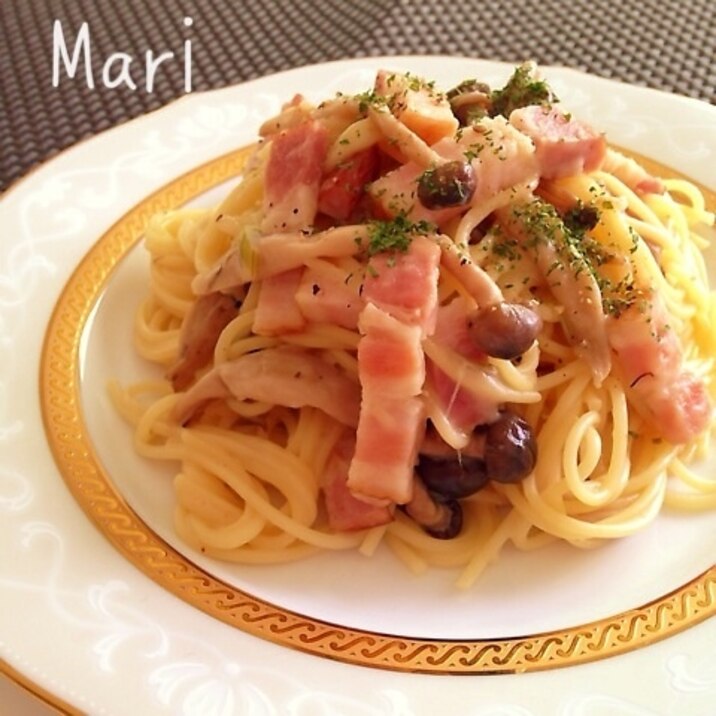 15分!ベーコンの旨み&旬のきのこ✨濃厚パスタ